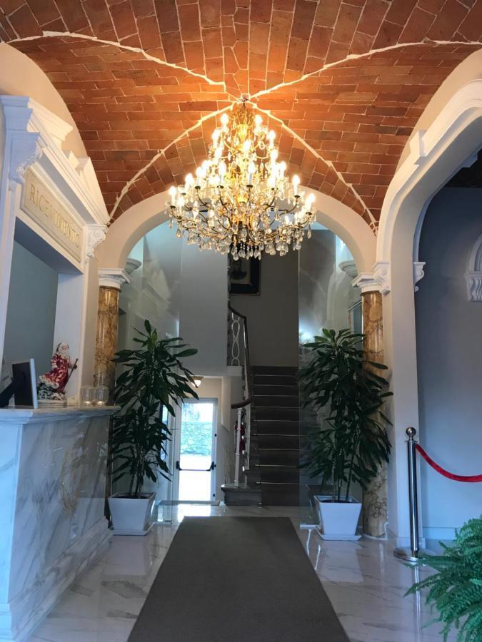 Hotel Paola Алтопасчио Экстерьер фото