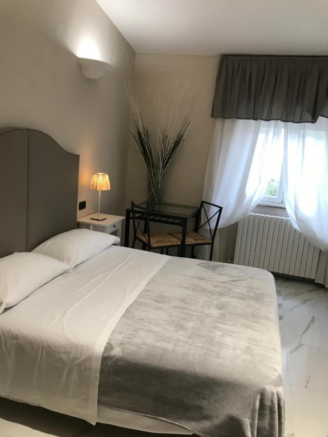 Hotel Paola Алтопасчио Экстерьер фото